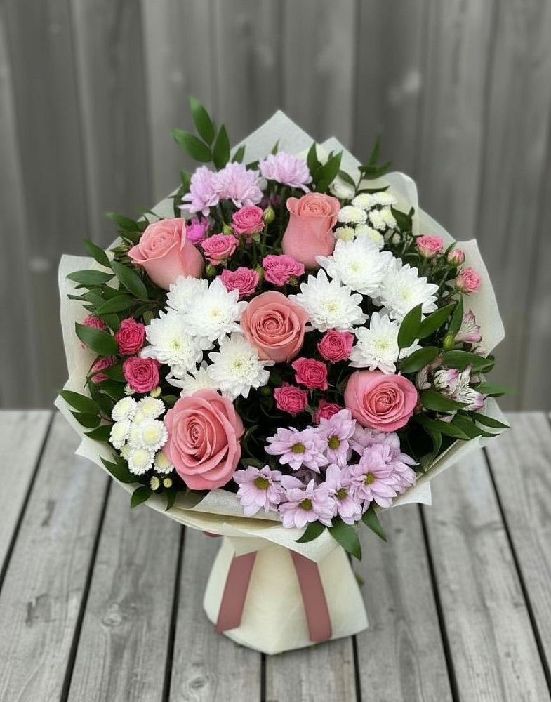 Букет цветов из: Альстромерии, Гвоздики, Розы и Хризантемы в Пелагиаде
