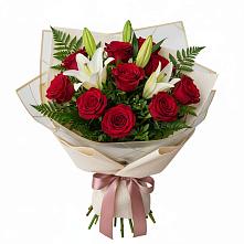 Букет цветов из:  Лилии и Розы в Пелагиаде