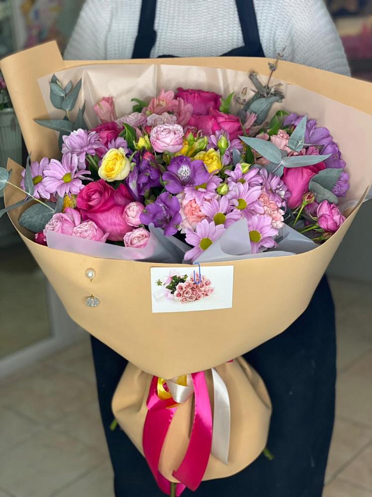 Букет цветов из: Хризантемы, Гвоздики и Альстромерии в Пелагиаде