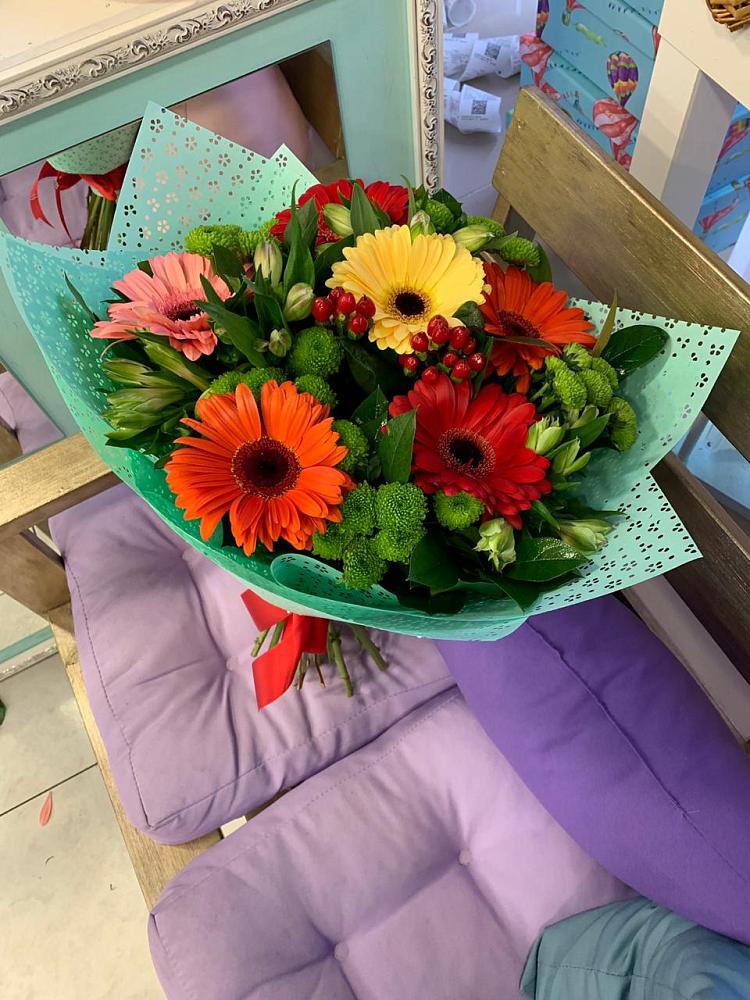Букет цветов из: Герберы, Хризантемы и Альстромерии в Пелагиаде
