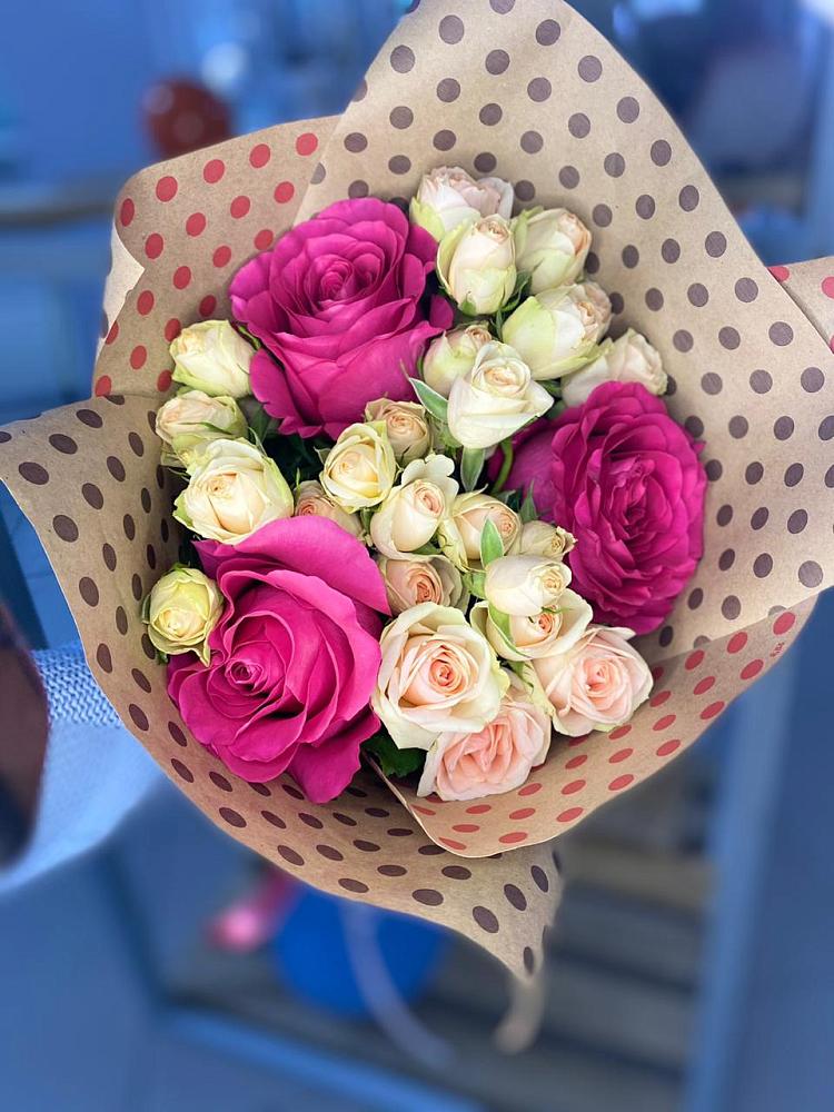 Букет цветов из: Розы в Пелагиаде