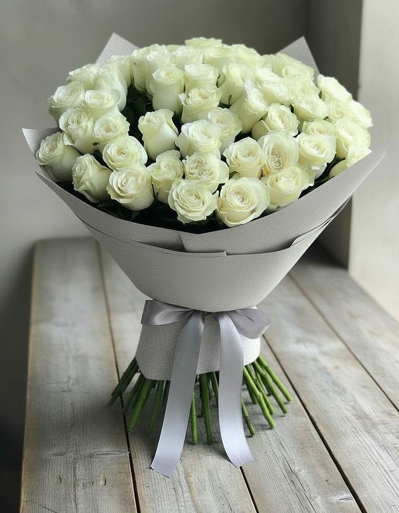 Букет 35 Белых роз в Пелагиаде