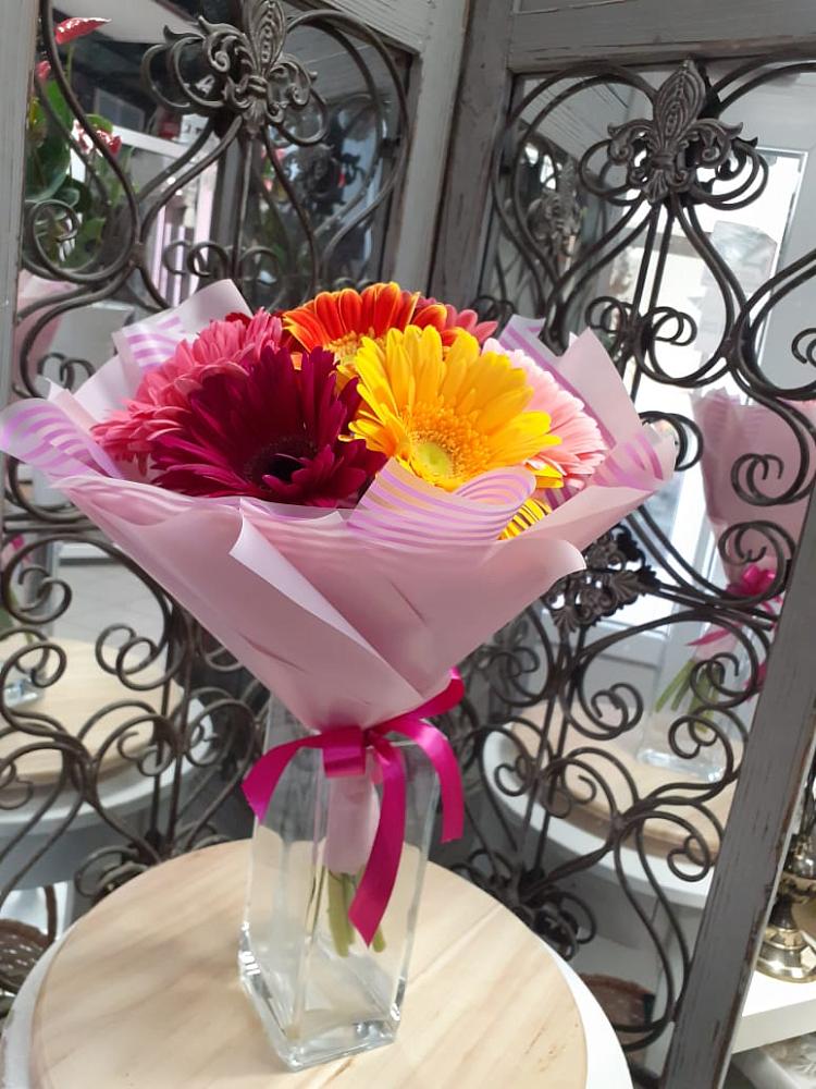 Букет цветов из: Герберы в Пелагиаде