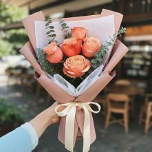 Букет цветов из:  Розы #REPLACE_PRED# Пелагиаде
