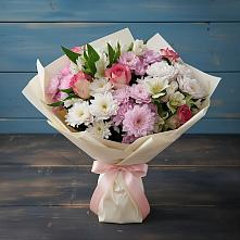 Букет цветов из:  Хризантемы, Альстромерии и Розы #REPLACE_PRED# Пелагиаде