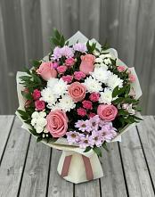 Букет цветов из:  Альстромерии, Гвоздики, Розы и Хризантемы в Пелагиаде