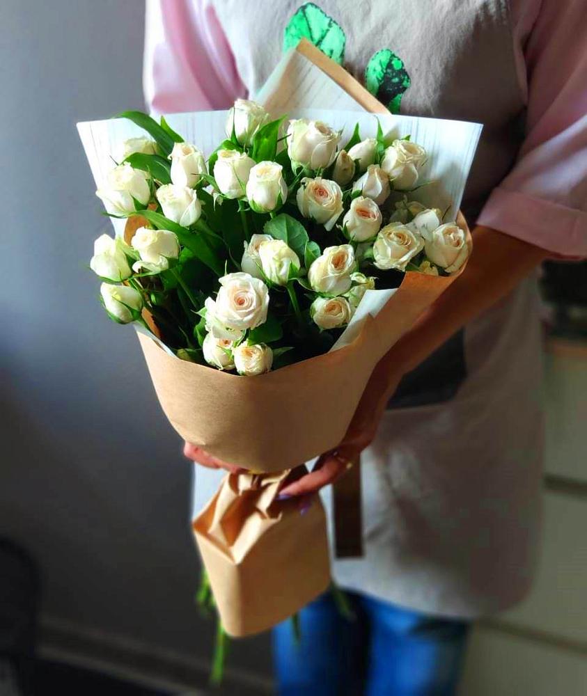 Букет цветов из: Розы в Пелагиаде