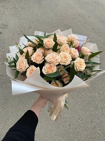 Букет Кремовые розы Латте в Пелагиаде