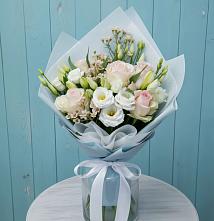 Букет цветов из:  Розы и Лизиантусы в Пелагиаде