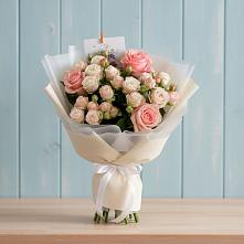 Букет цветов из:  Розы #REPLACE_PRED# Пелагиаде