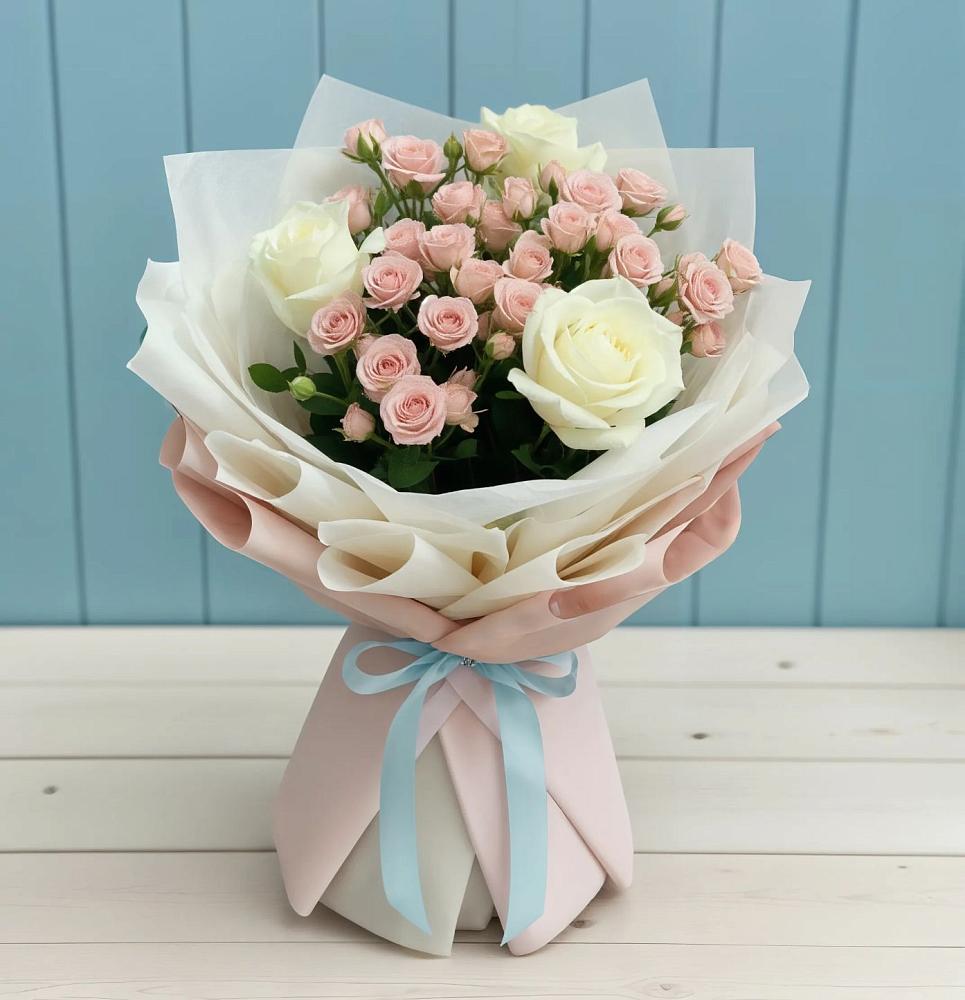 Букет цветов из: Розы в Пелагиаде