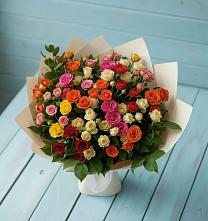 Букет Микс из разноцветных кустовых роз в Пелагиаде