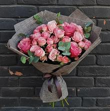 Букет цветов из:  Розы #REPLACE_PRED# Пелагиаде