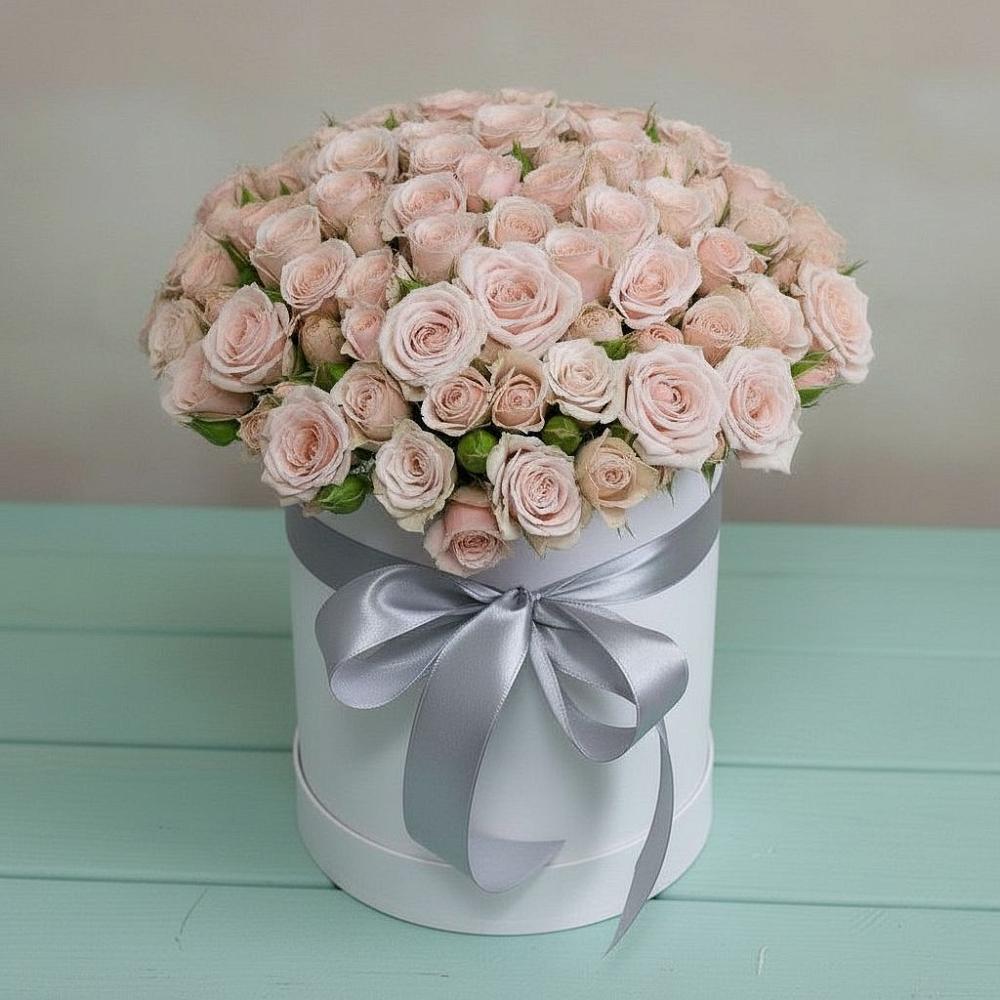 Цветочная композиция из Розы в шляпной коробке в Пелагиаде